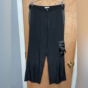 Silky cargo pants size L with side pocket